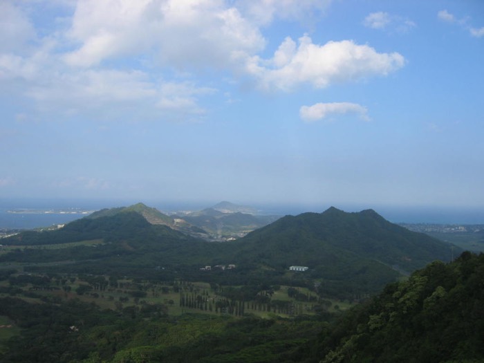 Nuʻuanu Pali Lookout